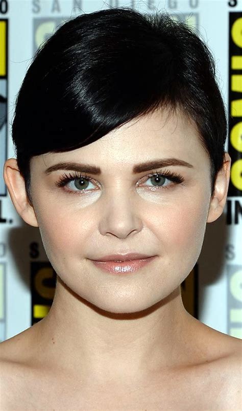 celebrities with round faces female